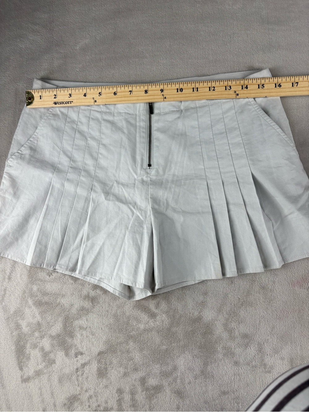 BCBGMAXAZRIA White Linen Blend Skort Women’s Size 6 Pleated Mini Skirt Shorts - Picture 5 of 9